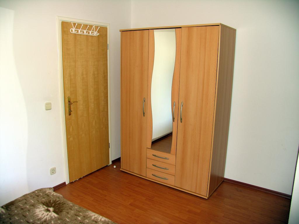 Apartments Mediterranean Sundance Vodice Room photo