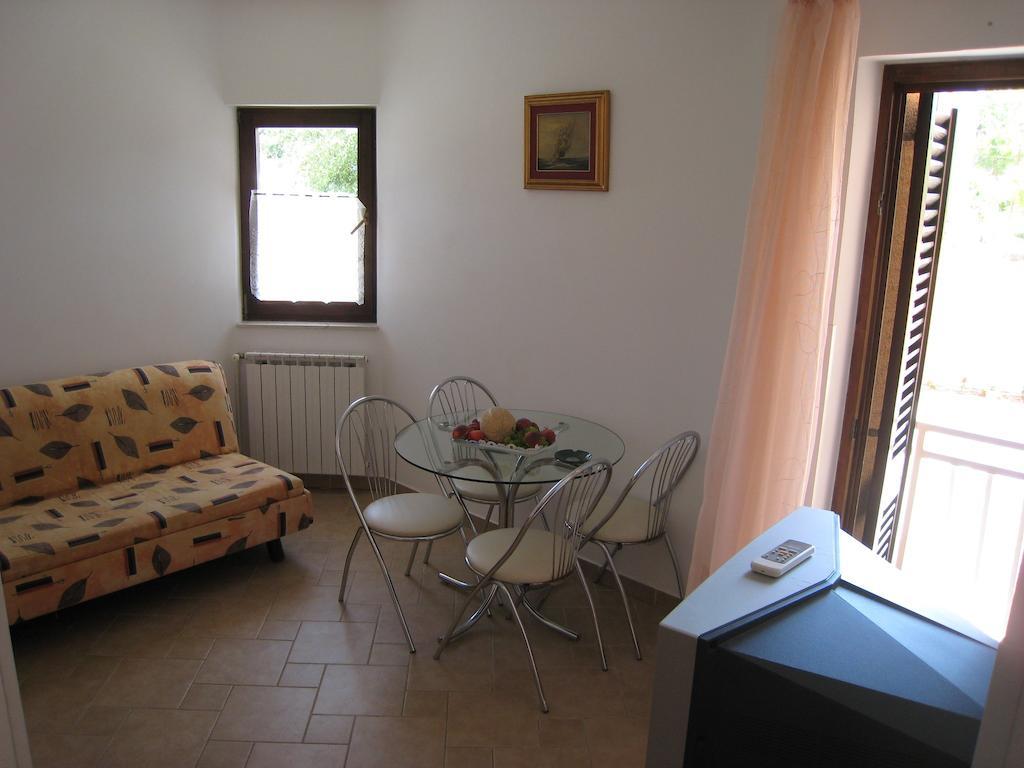 Apartments Mediterranean Sundance Vodice Room photo